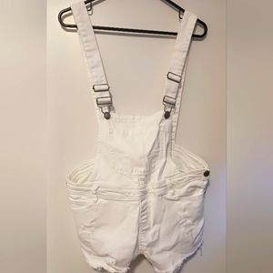 RUE21 Juniors Distressed White Denim Shortalls. Size 11/12.